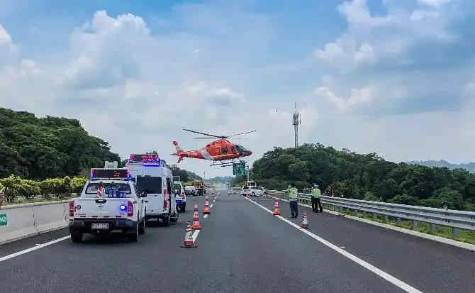 巴宜区高速公路汽车救援案例